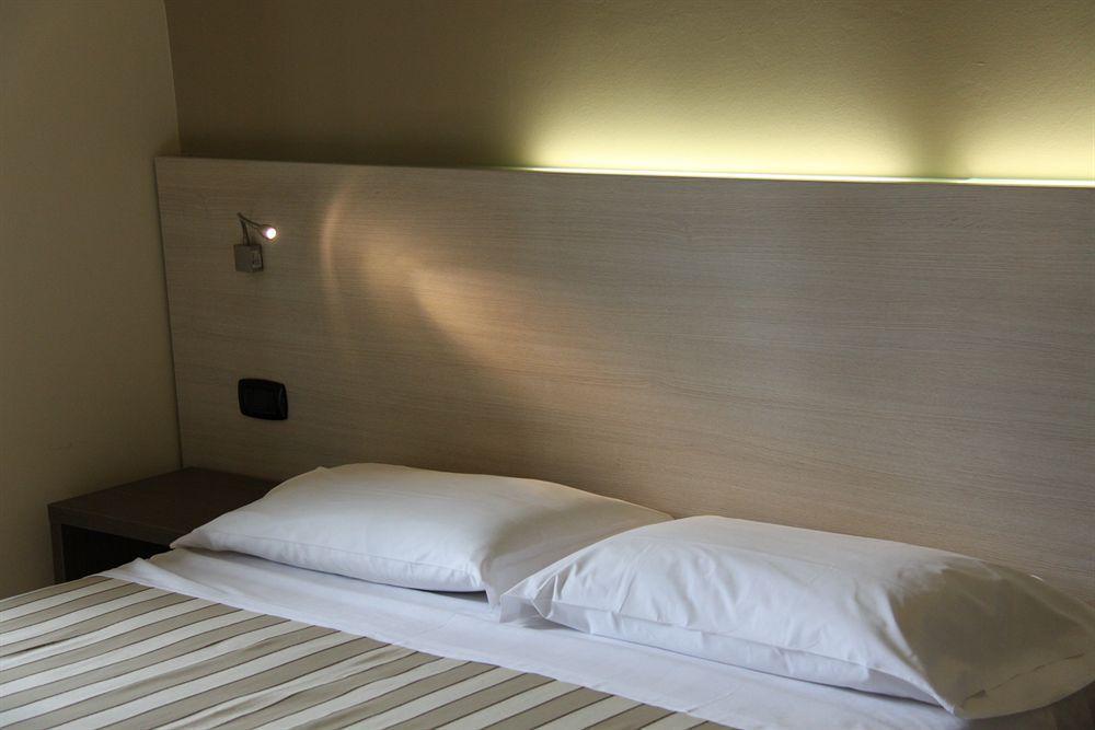 Hotel Gelmini Verona Esterno foto