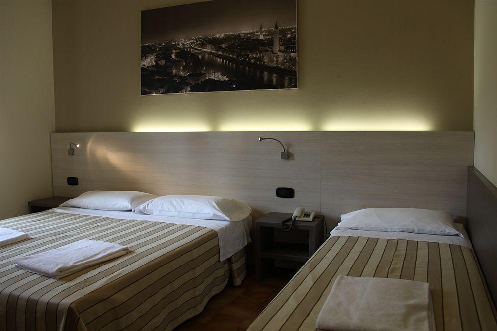 Hotel Gelmini Verona Esterno foto