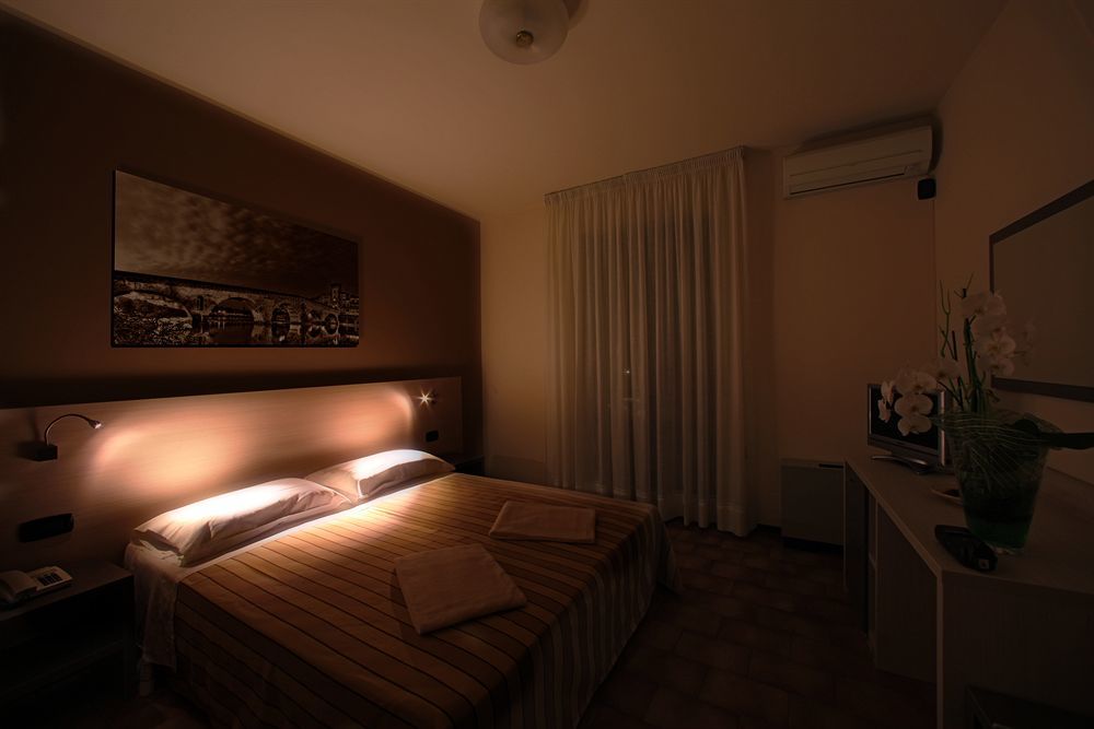 Hotel Gelmini Verona Esterno foto