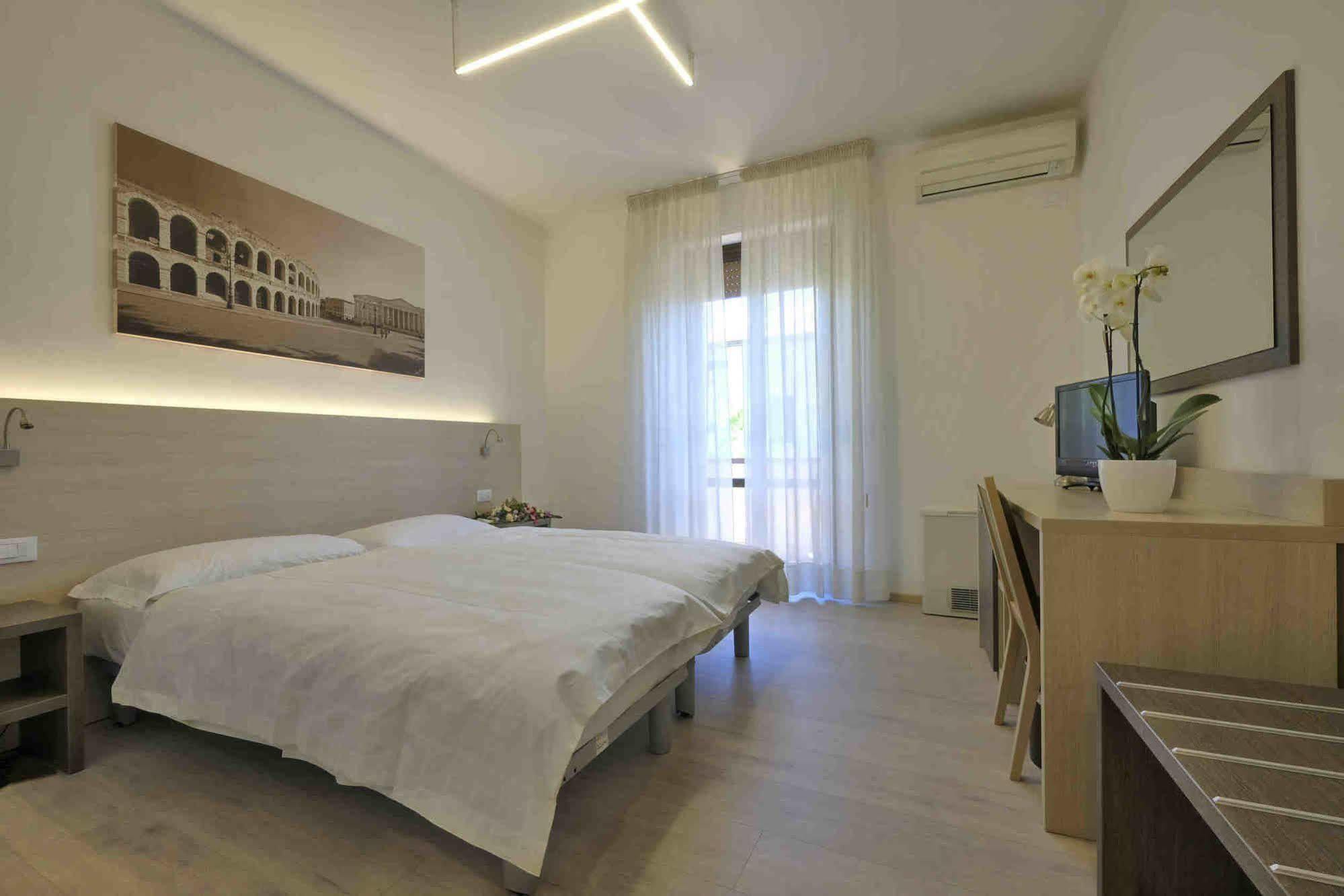 Hotel Gelmini Verona Esterno foto
